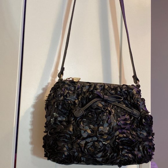 Betsey Johnson Side Purse - Picture 7 of 8